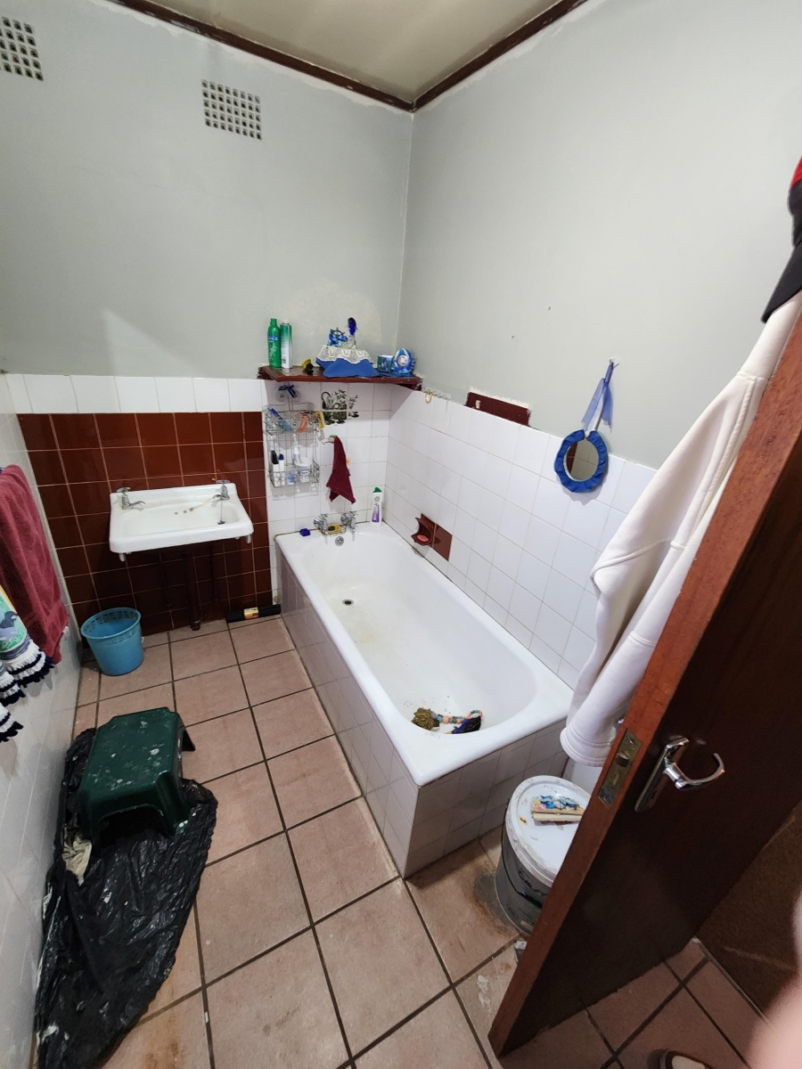 5 Bedroom Property for Sale in Sasolburg Ext 5 Free State